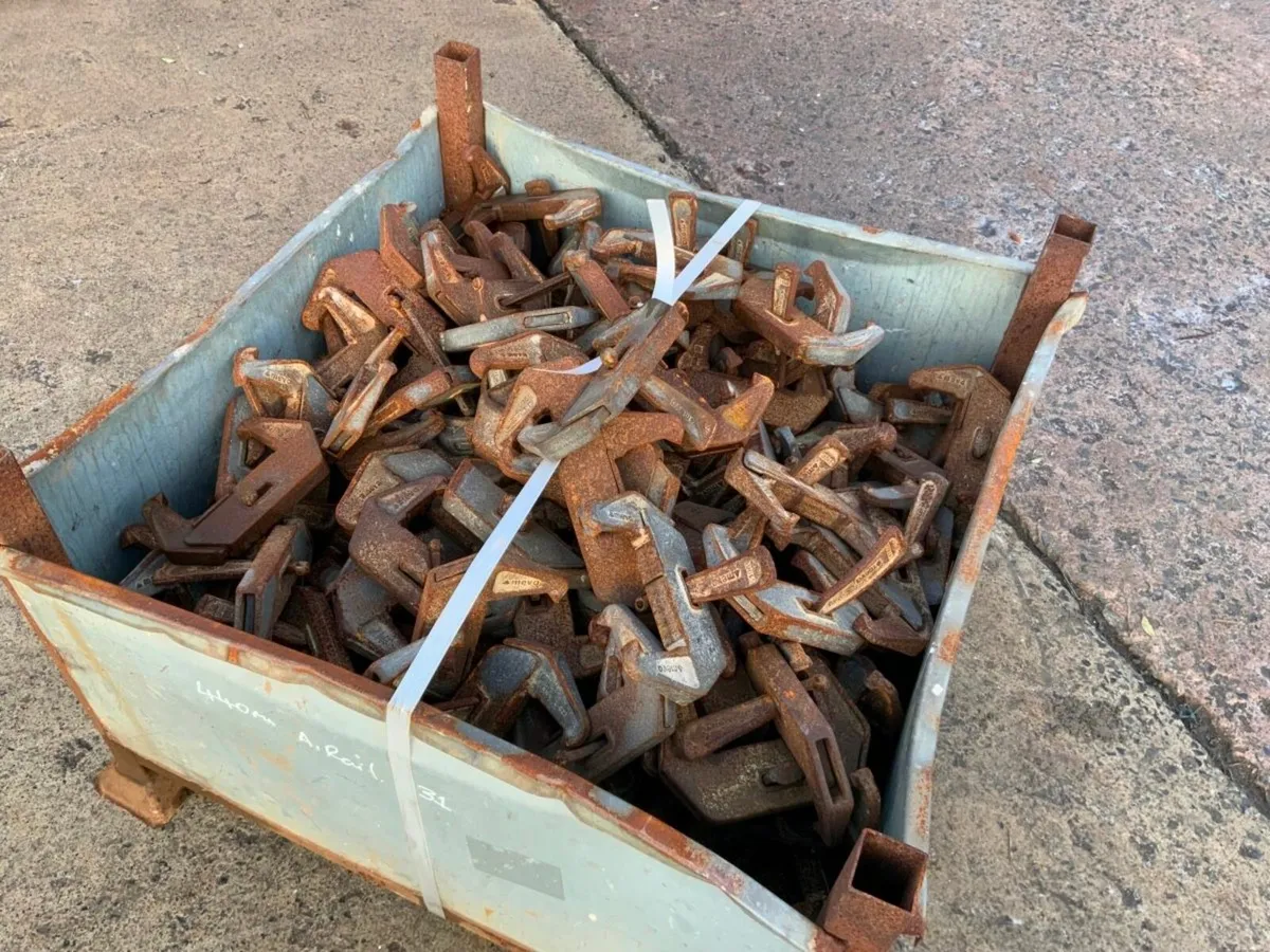 MEVA ADJUSTABLE FORMWORK CLAMPS.......614-1. - Image 4