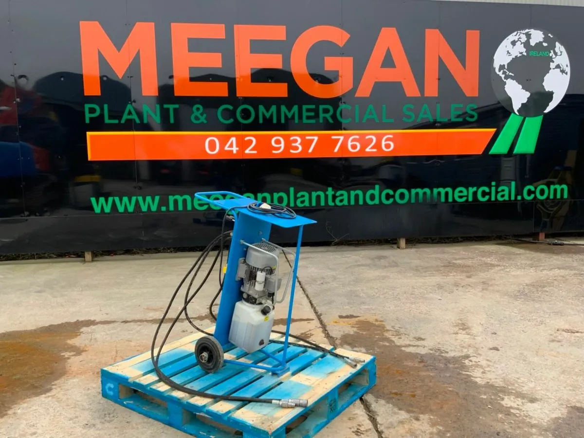 PORTABLE HYDRAULIC POWER PACK.....240v.....52. - Image 1