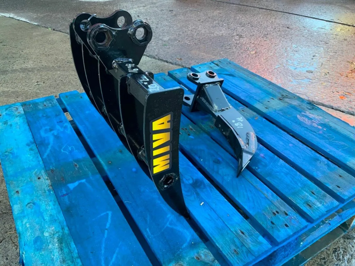 20" MICRO DIGGER STONE / LAWN RAKE. - Image 4