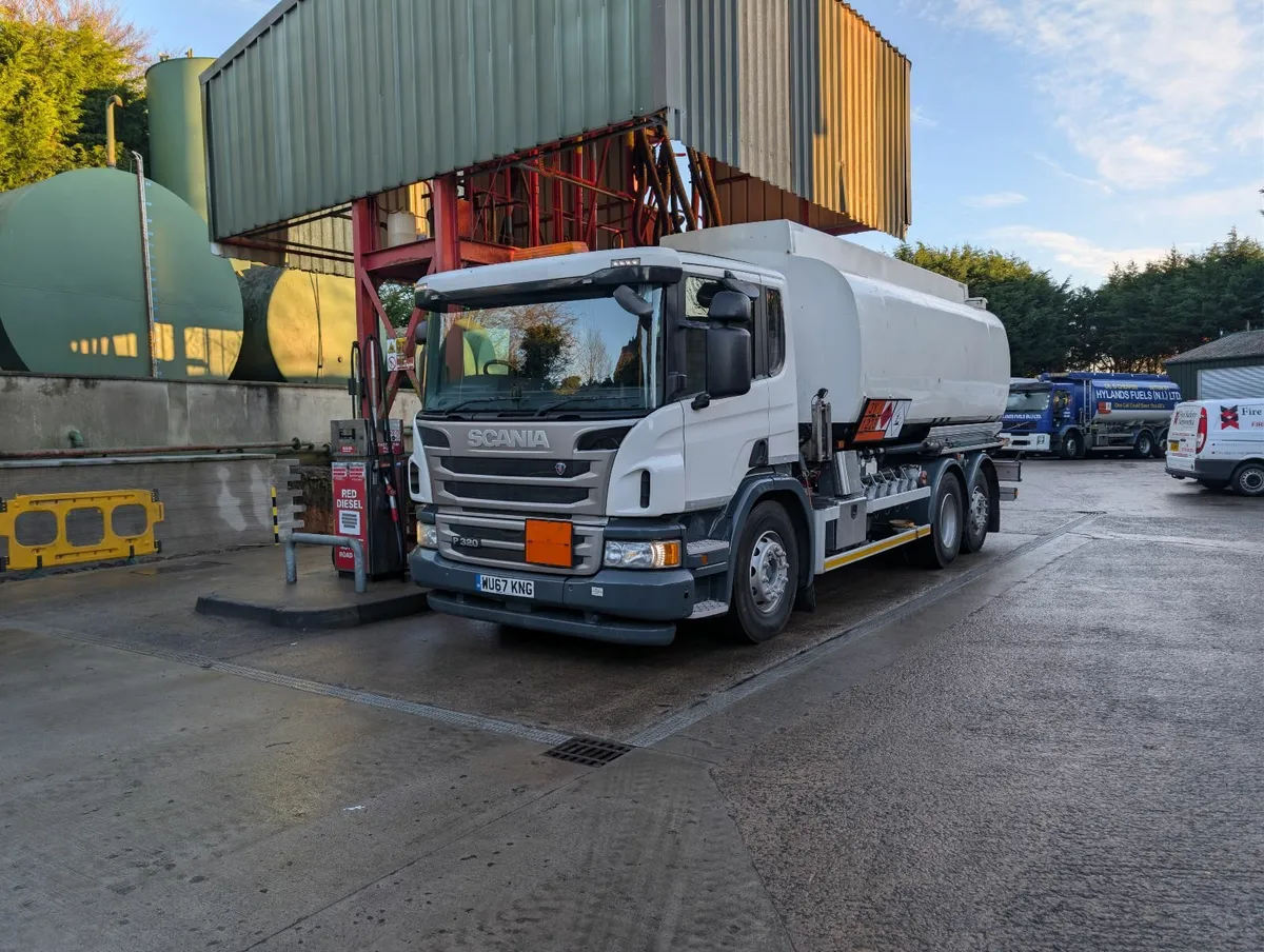 2017 Scania P320 - 20,000l Rear Steer Tanker - Image 1