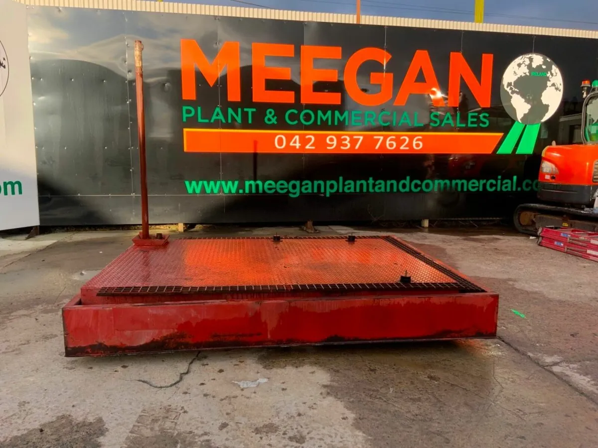 1500lts LOW LEVEL FUEL TANK / SPILL TRAY......072. - Image 1