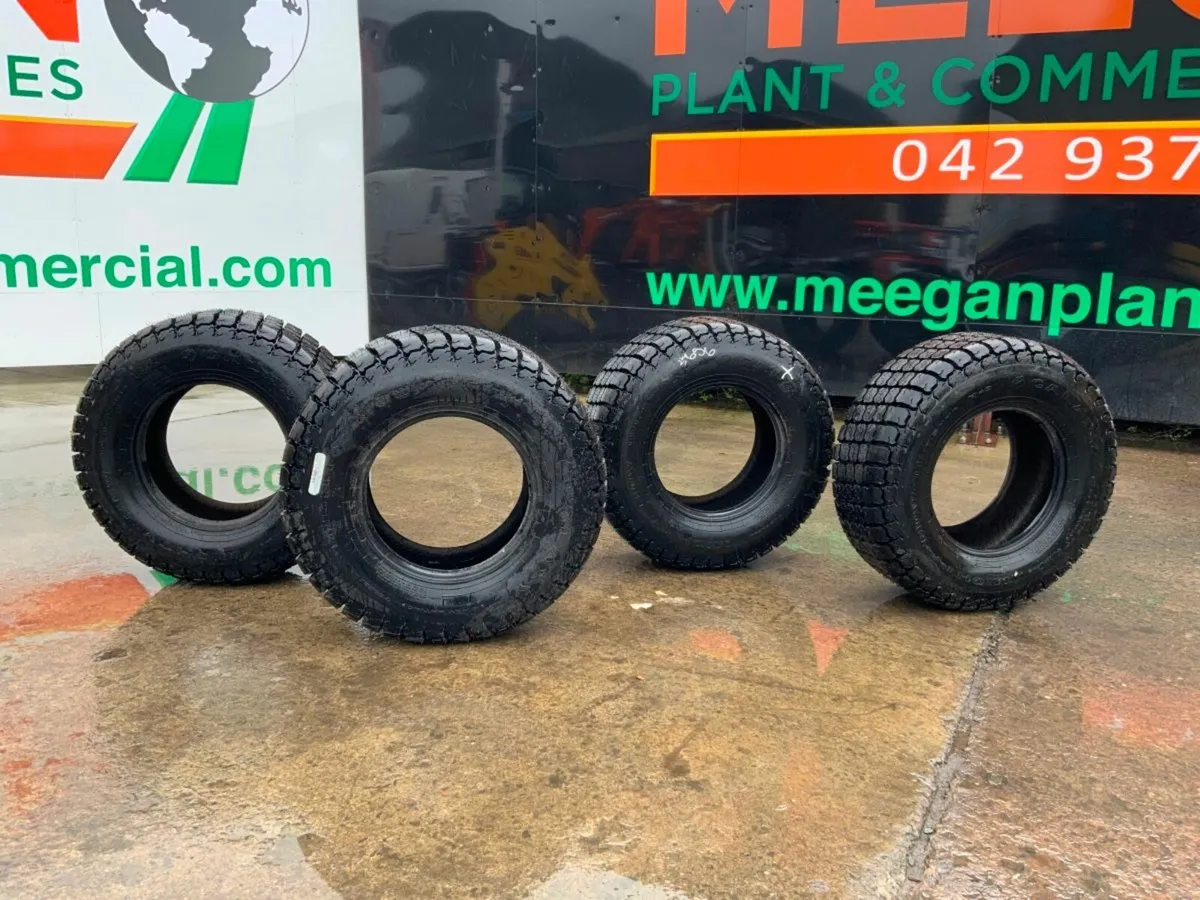 14 / 17.5 GALAXY LGP LAWN TYRES.......656k. - Image 2