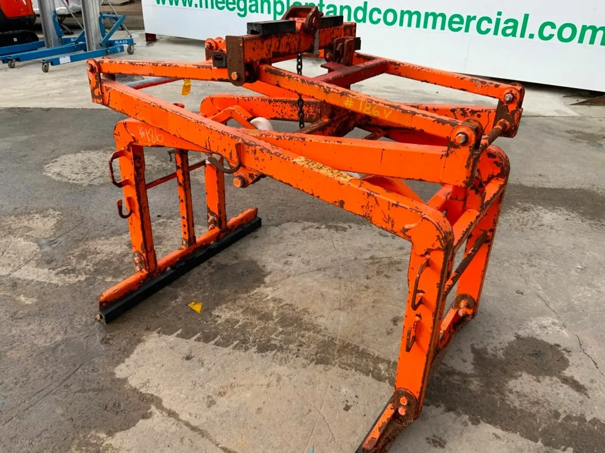 2019 EICHINGER MANUAL BRICK / BLOCK GRAB...186 - Image 3