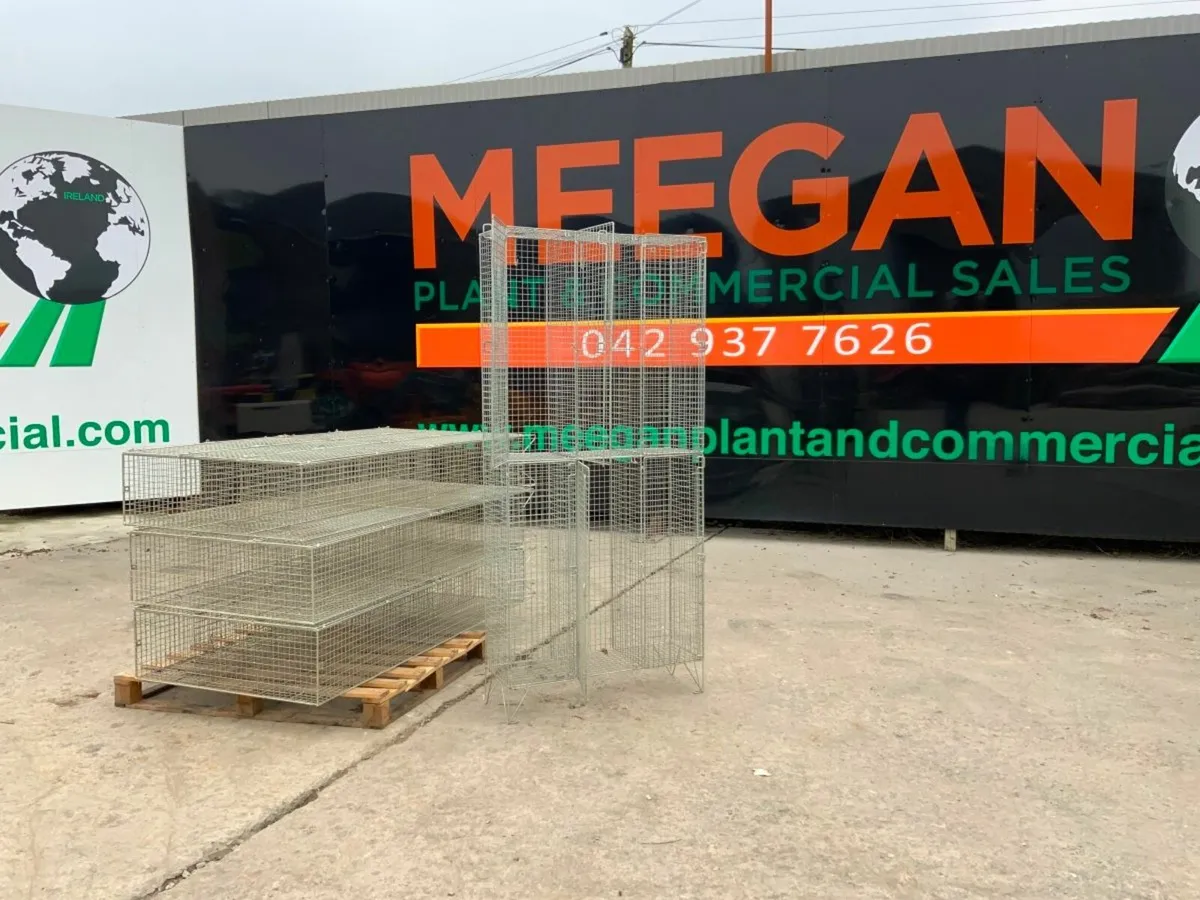 WIRE MESH 6 DOOR PERSONNEL LOCKERS. - Image 1