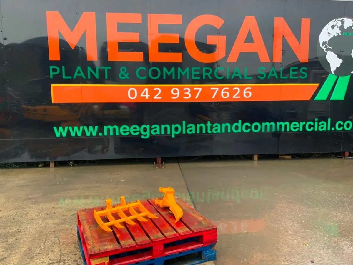 MINI DIGGER  RAKE / RIPPER TOOTH.....30mm PINS. - Image 1