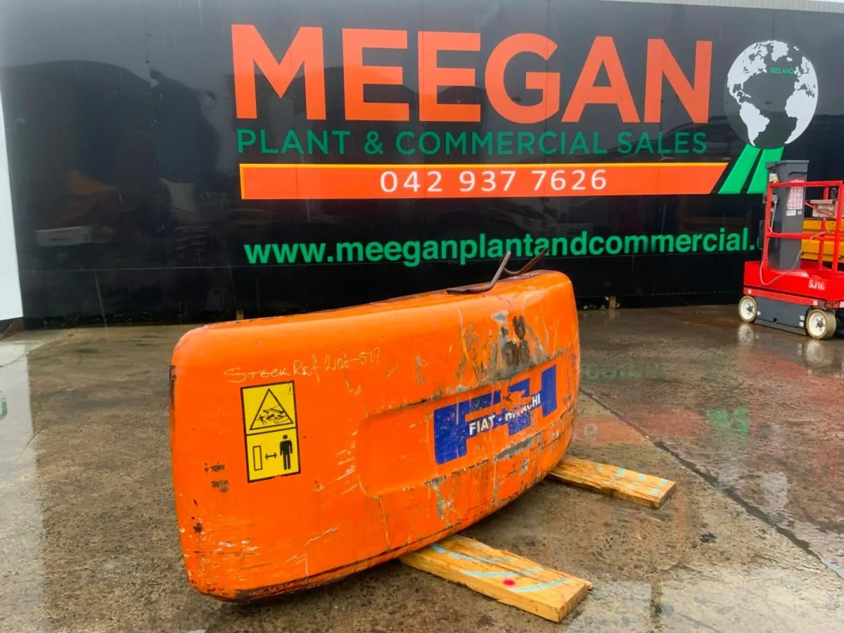 HITACHI EX 135 COUNTER WEIGHT / BALLAST. - Image 1