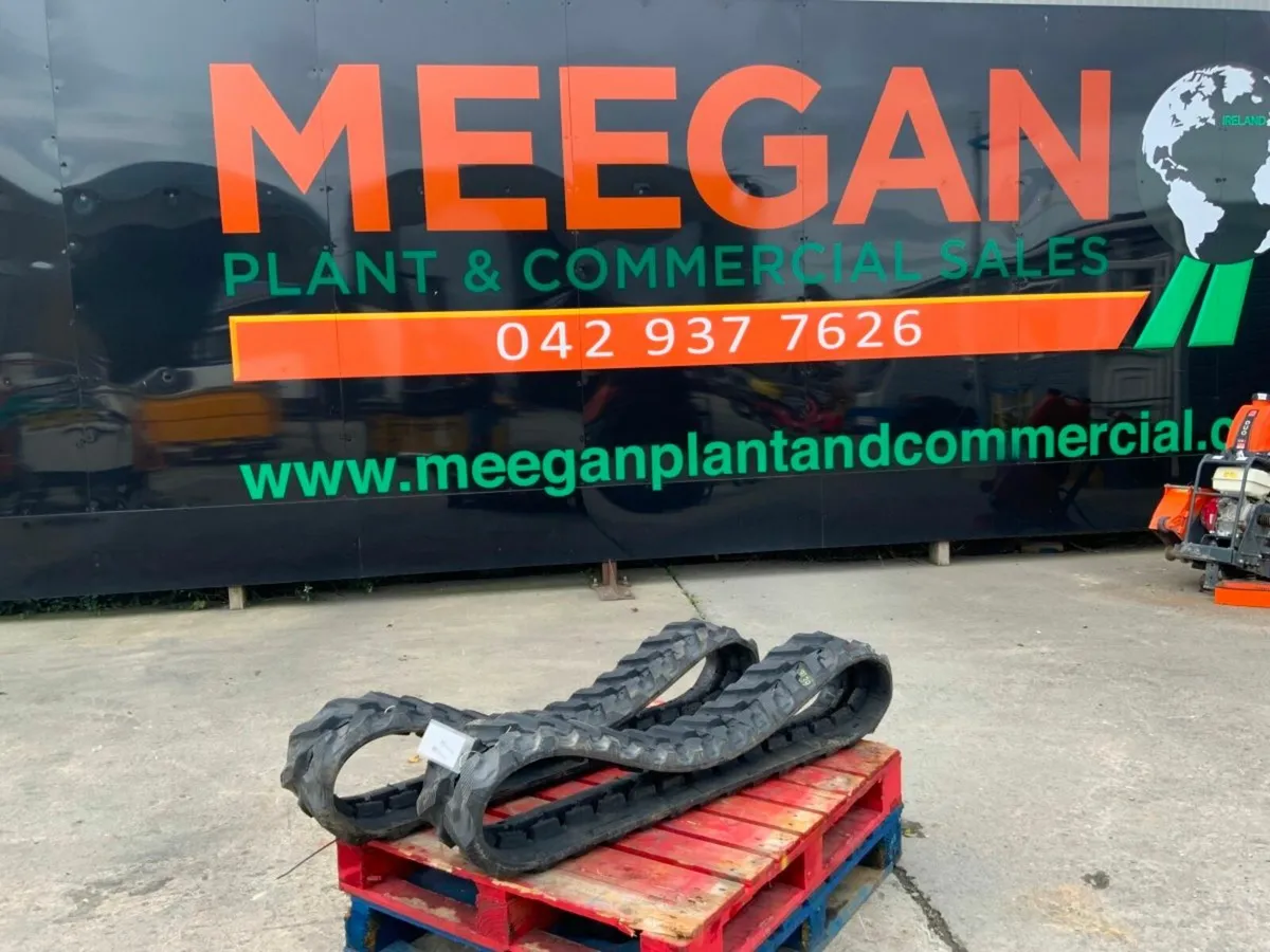 UNUSED 230 x 96 x 32 RUBBER TRACKS........3439. - Image 1