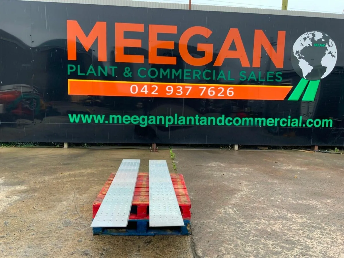 8ft GALVANISED LOADING RAMPS.........1189t. - Image 2