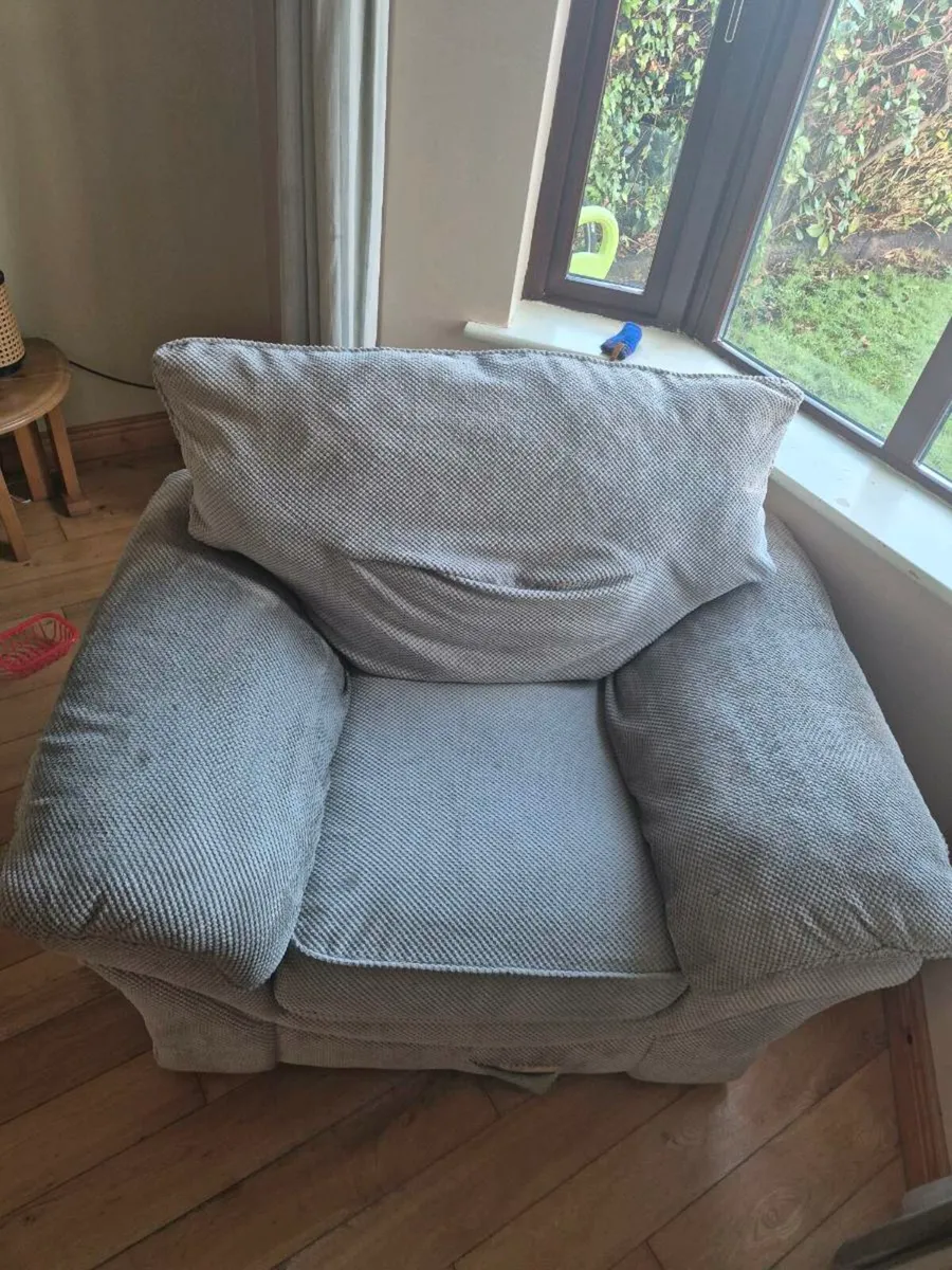 Corner sofa and armchair - Image 3