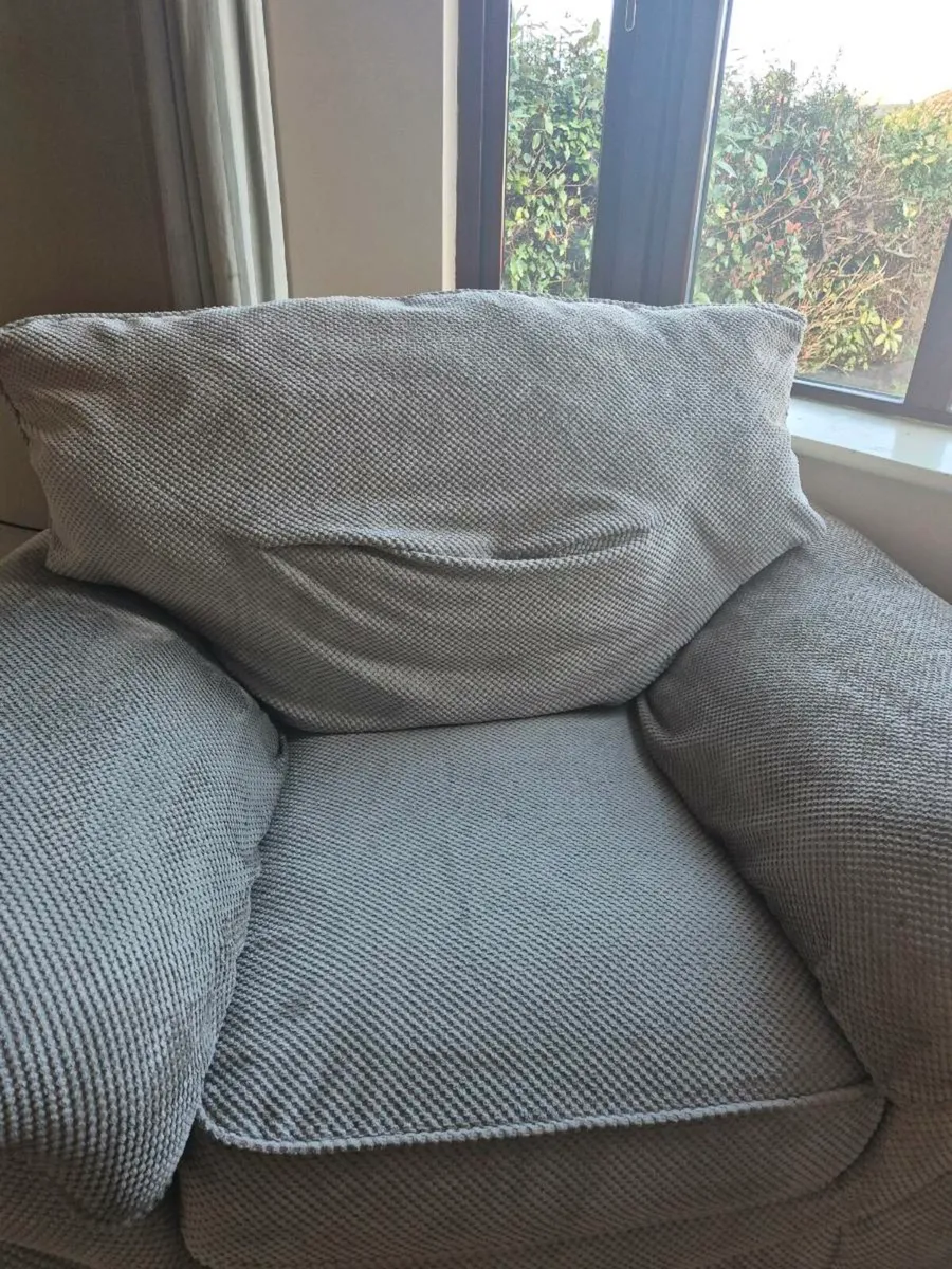 Corner sofa and armchair - Image 4