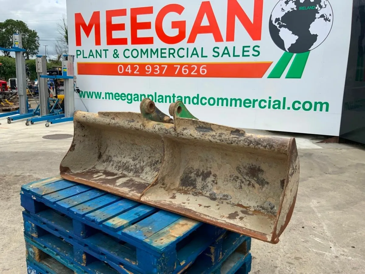 60" STRICKLAND GRADING BUCKET...45mm PINS..689-2 - Image 2