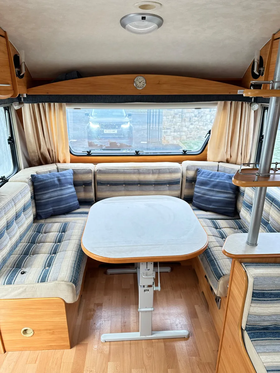 ✨STUNNING ADRIA ADORA 6 BERTH FIXED BED✨ - Image 4