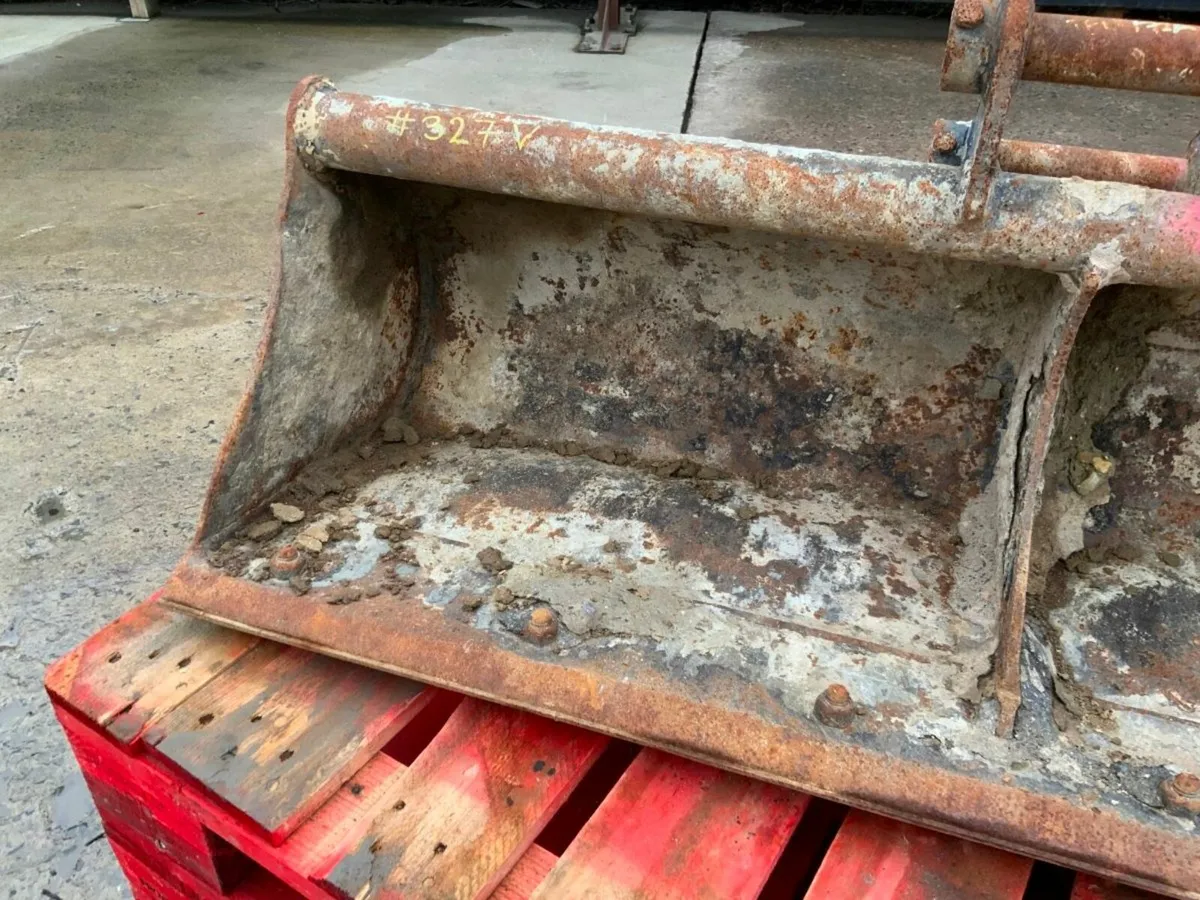 48" STRICKLAND GRADING BUCKET...40mm.....327v. - Image 4