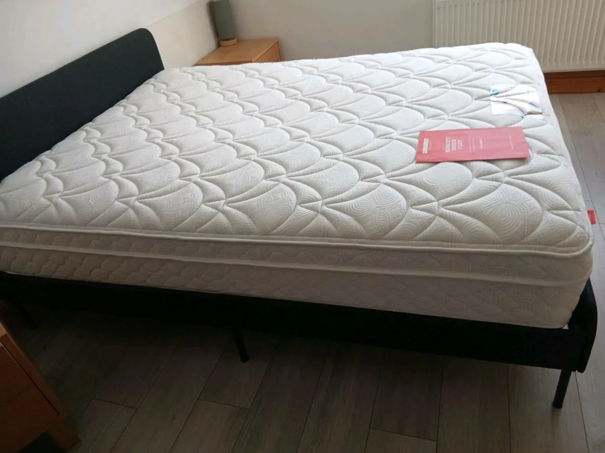 ODearest King Size Mattress - Excellent Condition - Image 3