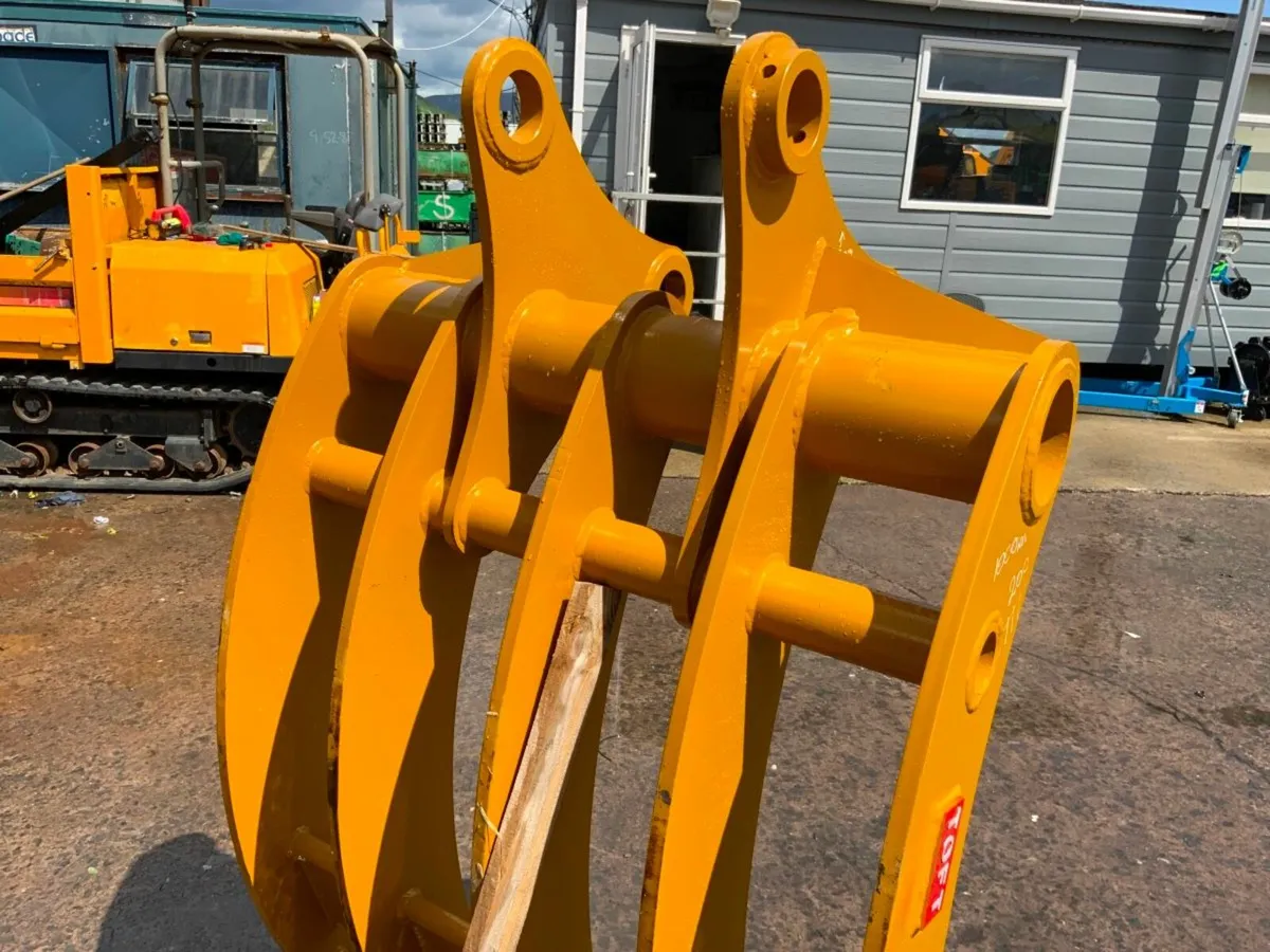 39" LAWN RAKE / STONE RIDDLE...80mm PINS....1982 - Image 4