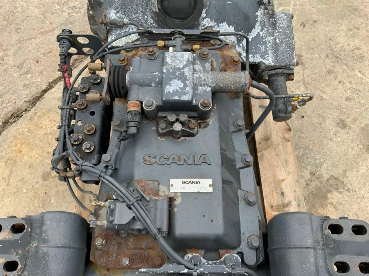 Scania R-Series GRS 900  MANUAL GEAR BOX. - Image 4
