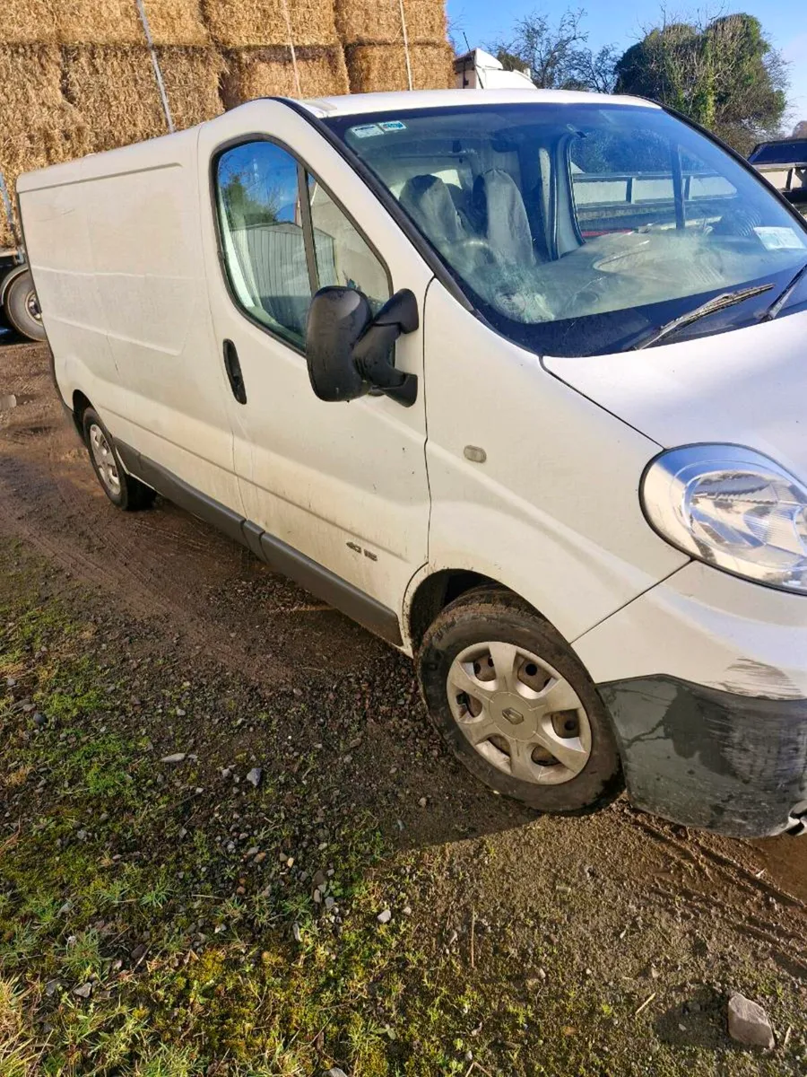 Renault traffic - Image 4