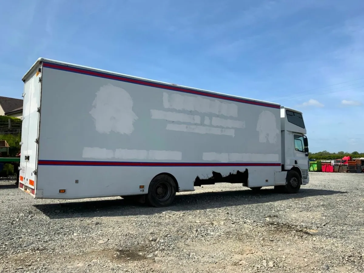 DAF CF FURNITURE REMOVALS BODY..PARTS / SPARES - Image 3