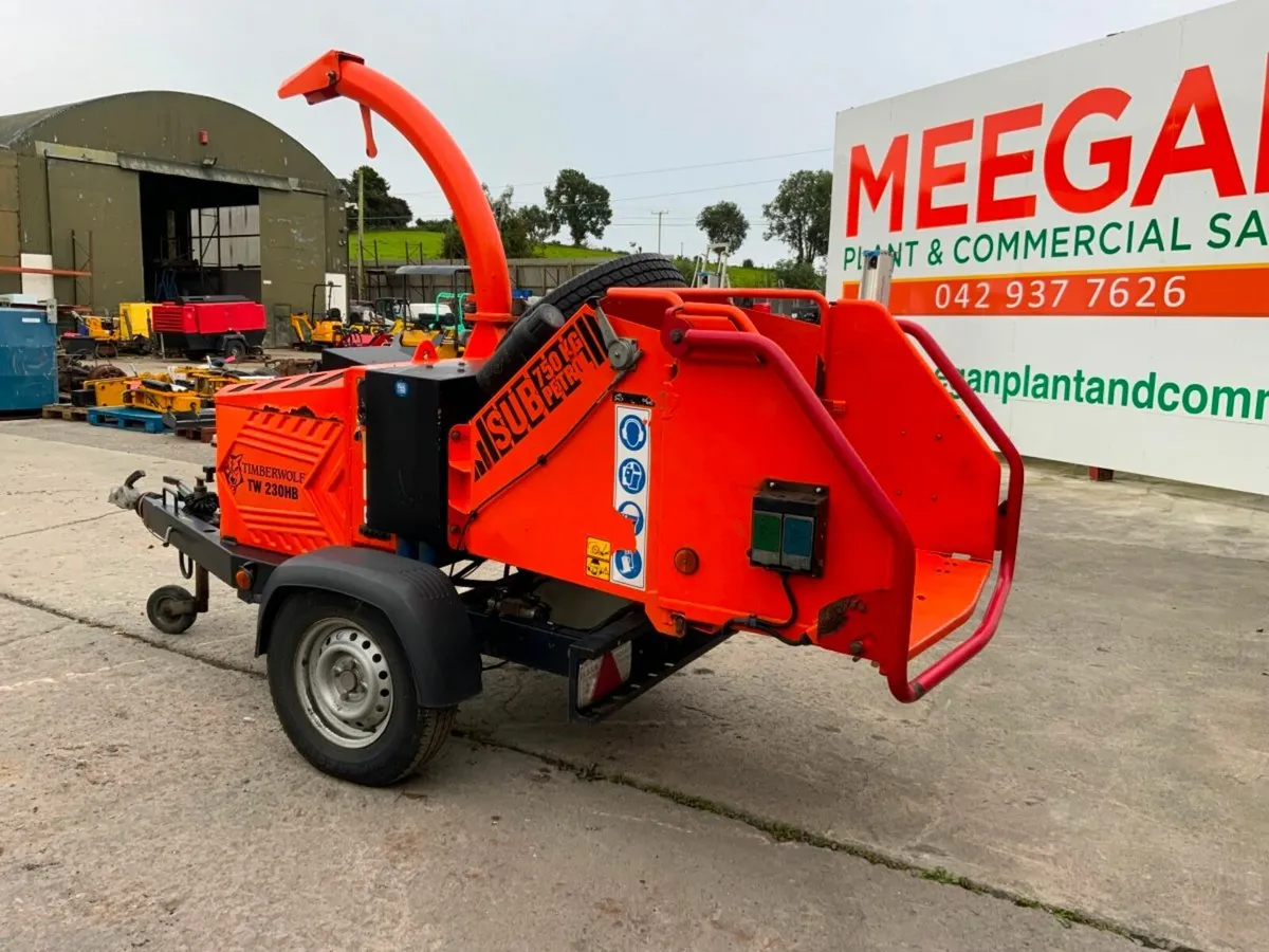 2021 TIMBERWOLF Tw 230HB WOOD CHIPPER....822. - Image 4