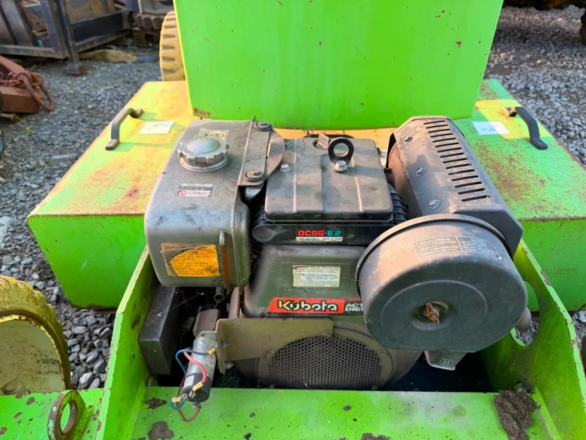2006 nifty lift kubota diesel and batteries operat - Image 2