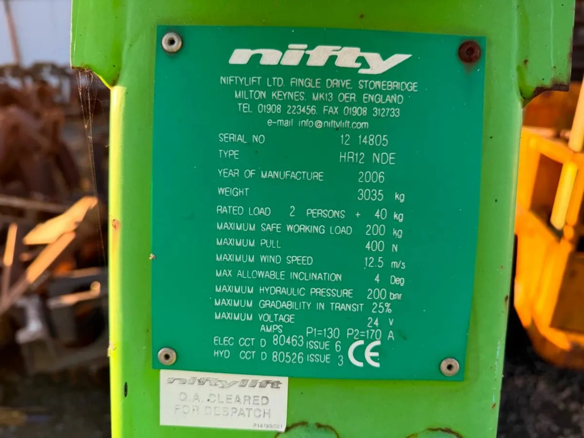 2006 nifty lift kubota diesel and batteries operat - Image 3