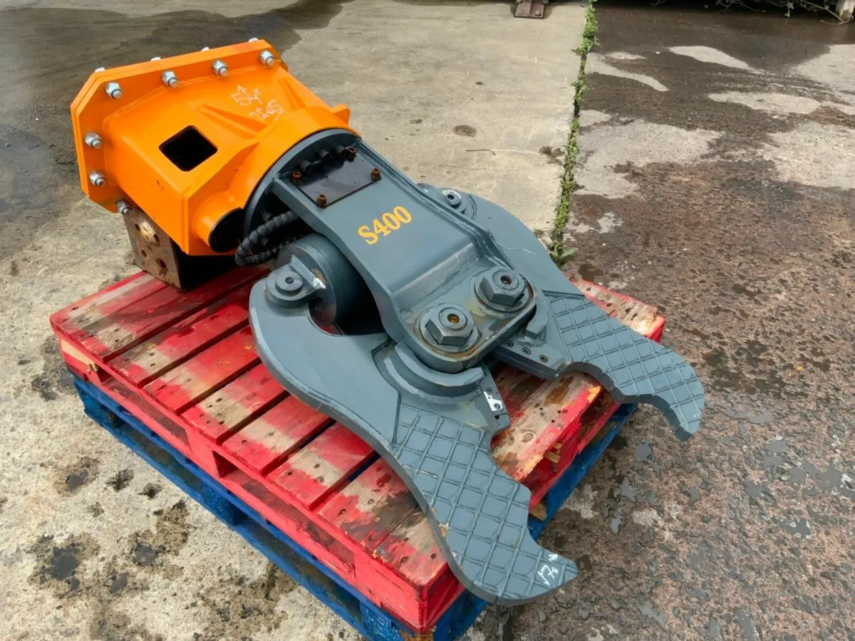 DEMOLITION PINCHER / SHEAR ATTACHMENT....1835. - Image 1