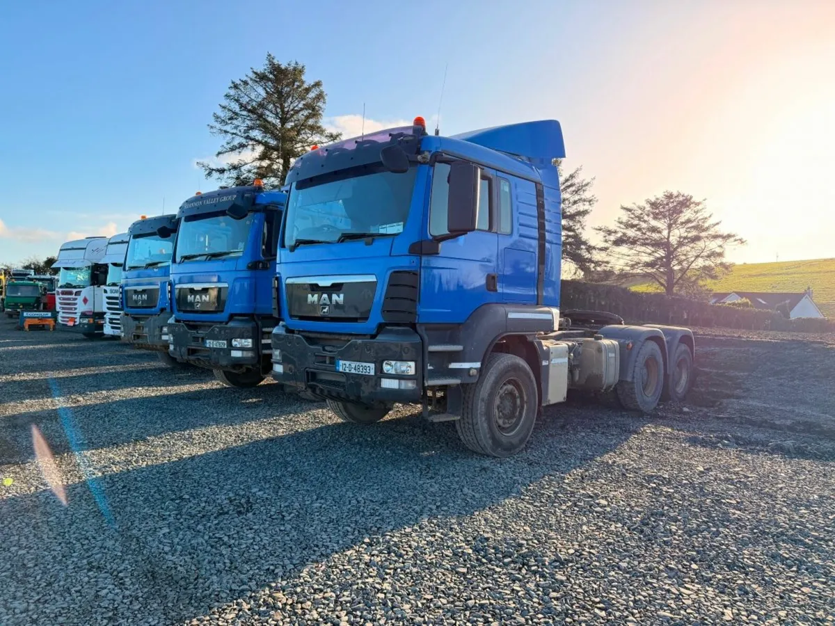 Man TGS 440 HP ....DOUBLE DRIVE ...MANUAL ...393 - Image 3