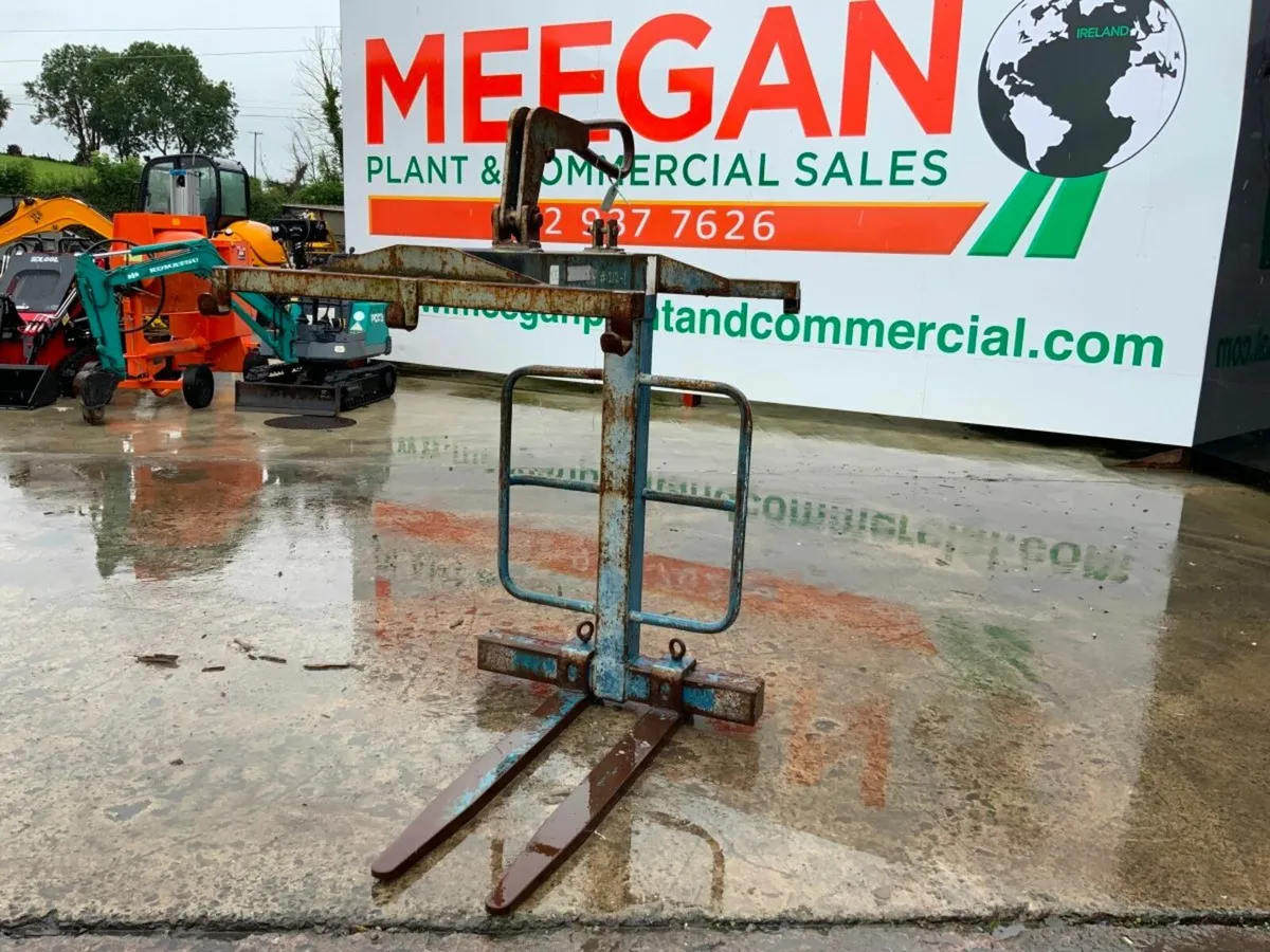 SELF LEVELLING PALLET FORKS....HIAB....212-1. - Image 2
