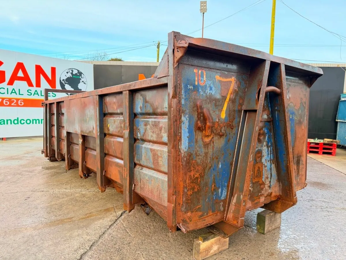 30 YARD HOOK SKIP BIN......344V - Image 1