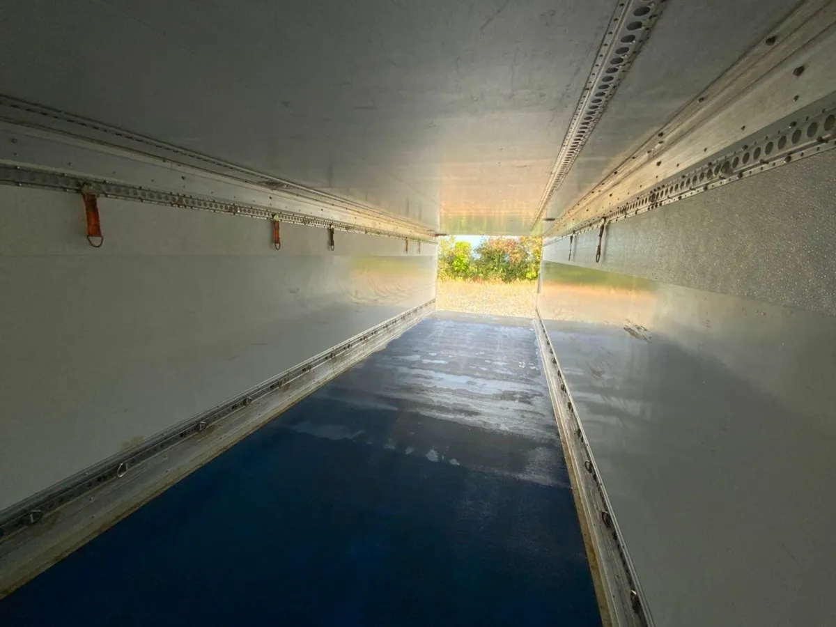 Other Other DOUBLE DECK INSULATED BOX TRAILER. - Image 4
