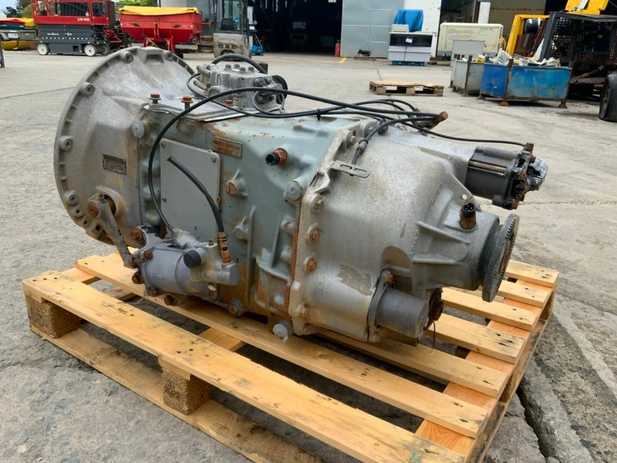 Volvo FM VOLVO R1700 MANUAL GEARBOX. - Image 4