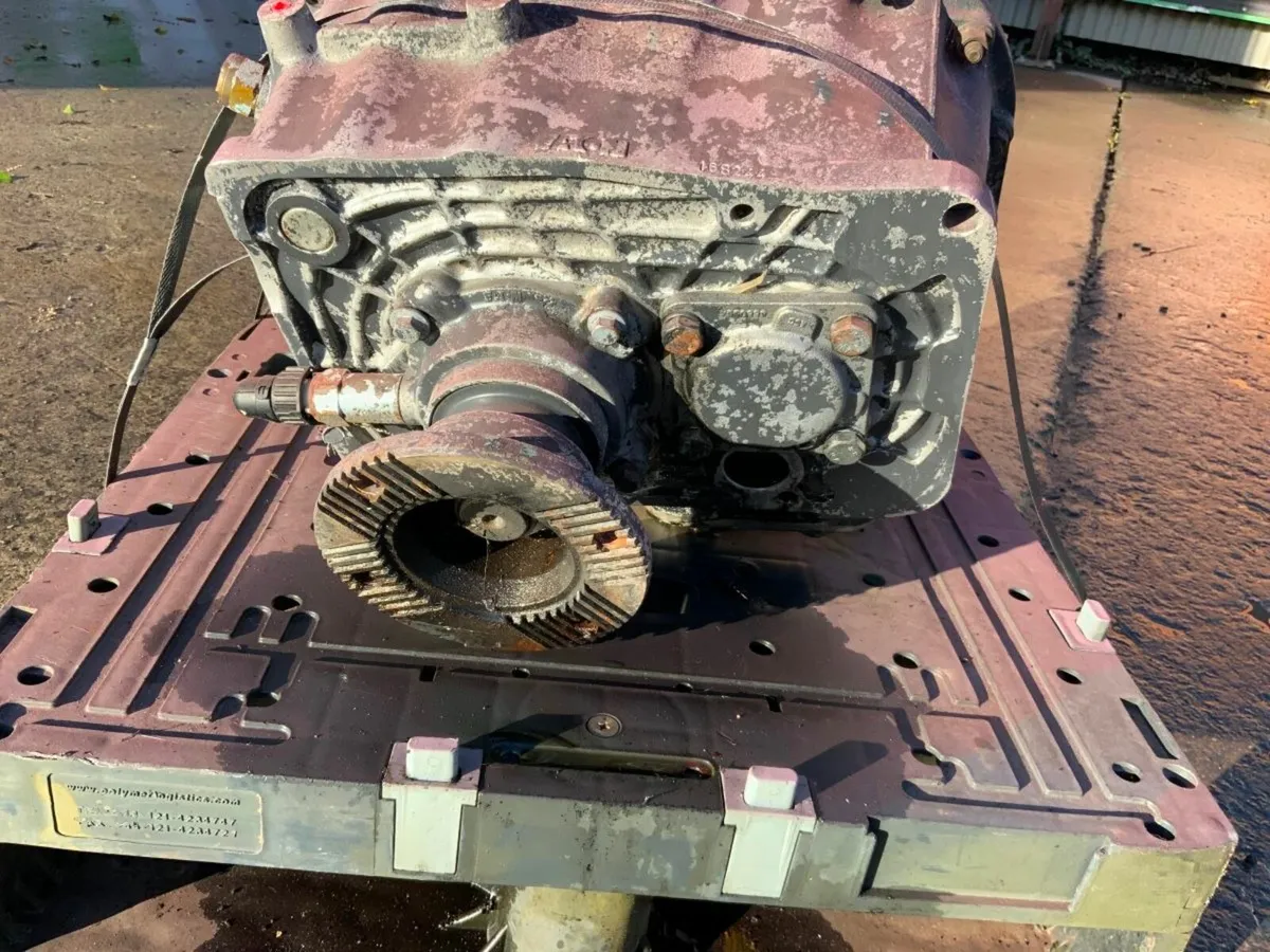 Iveco Eurocargo EATON. GEARBOX - Image 4