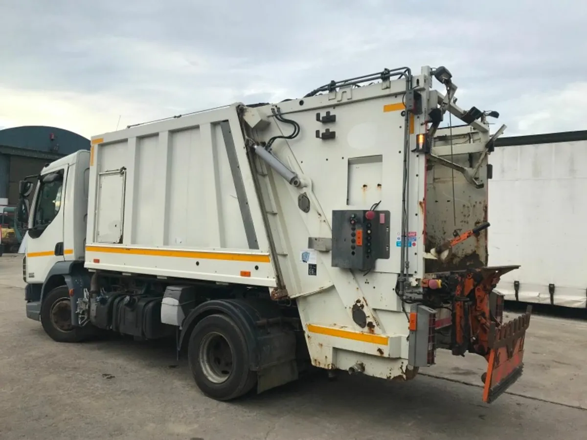 DAF LF 12 TONNE REFUSE TRUCK...EATON TRANSMISSION - Image 4
