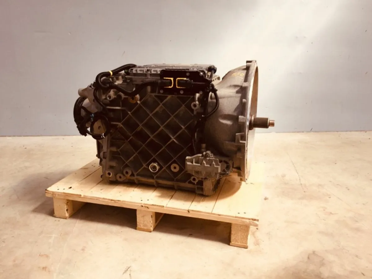 Renault T *** 2015 RENAULT T460 AUTOMATIC GEARBOX - Image 2