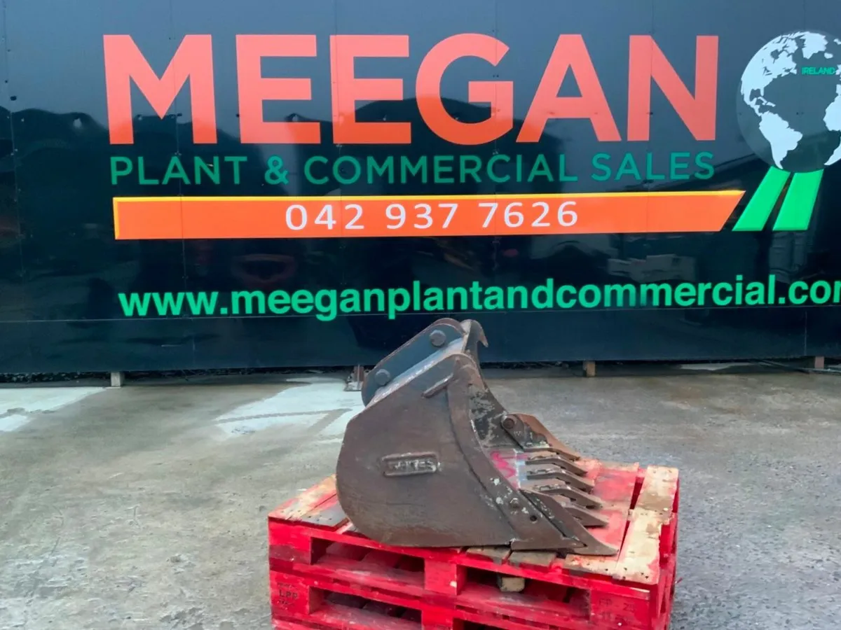 36" DIGGING BUCKET.........45mm  PINS....1354. - Image 1