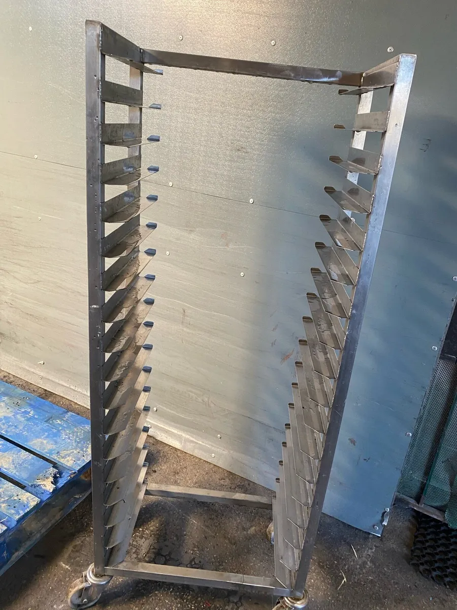 store clearance car dollys - Image 1