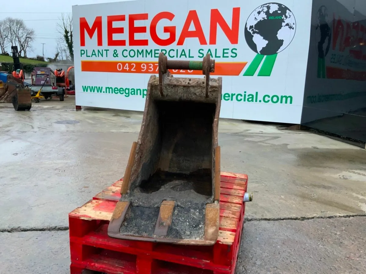 24" STRICKLAND BUCKET.......65mm PINS......0236. - Image 2