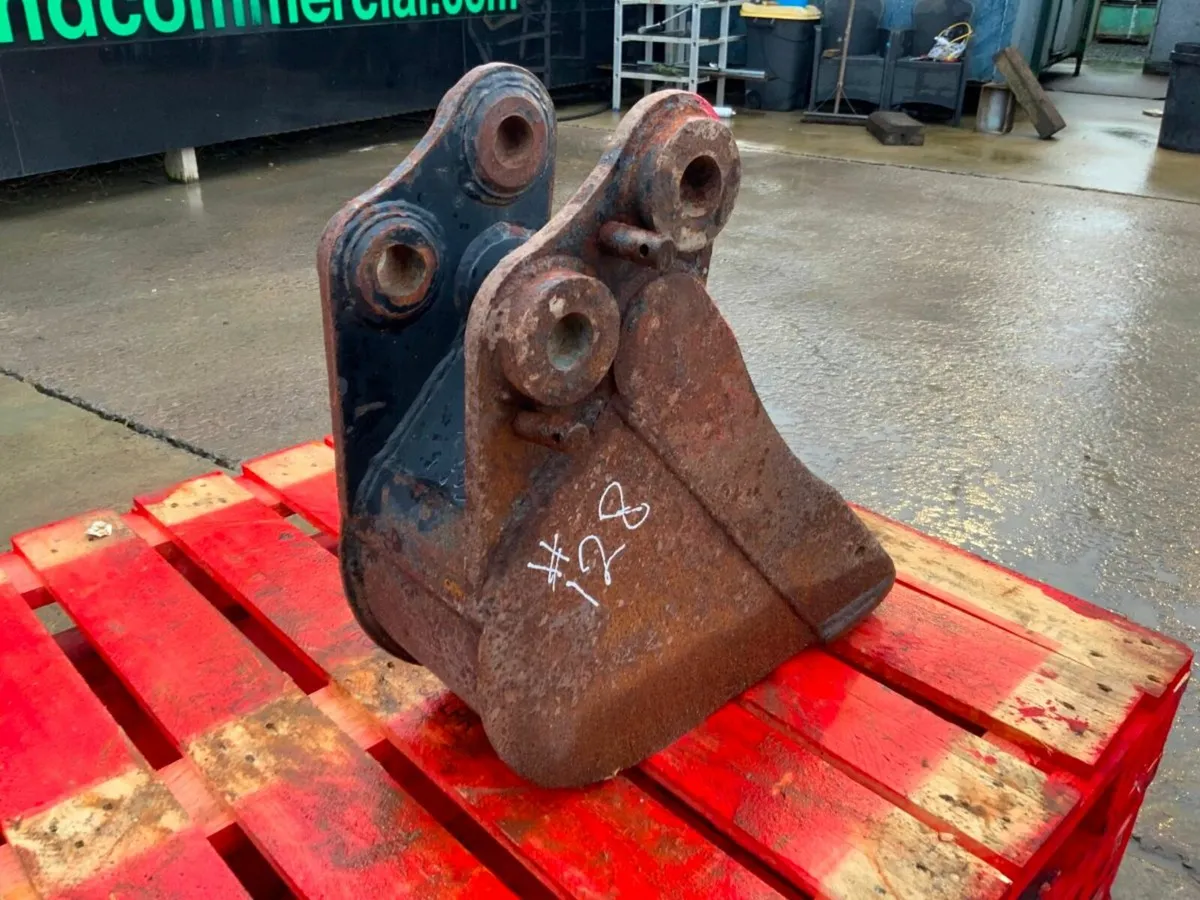 9"  MINI DIGGER BUCKET.........35mm PINS......128f - Image 3