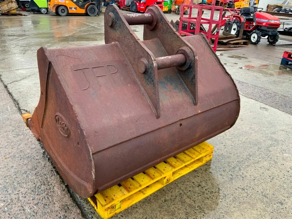 60" GEITH DIGGING BUCKET..........80mm PINS.....35 - Image 3