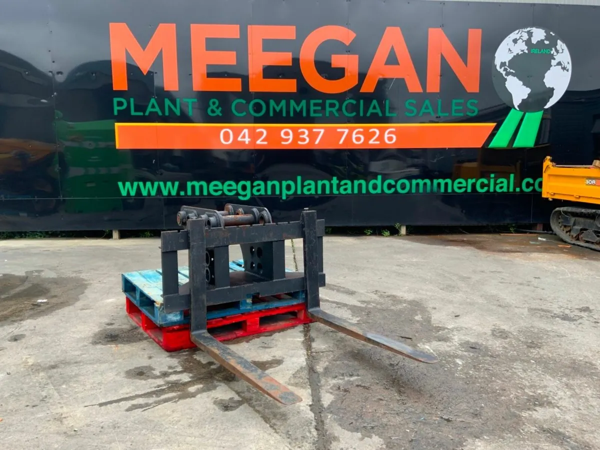 UNUSED PALLET FORKS......65 / 80mm PINS......618j. - Image 1