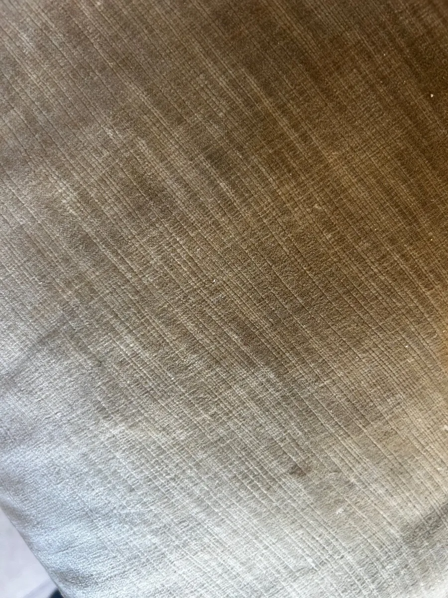 Couch - Image 4