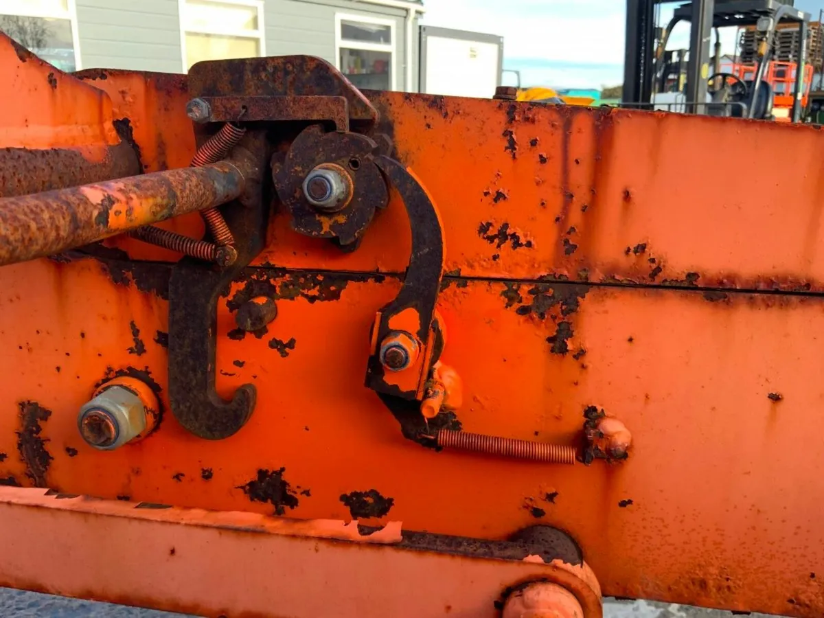 DOUBLE BALE MANUAL BLOCK GRAB........349v. - Image 2