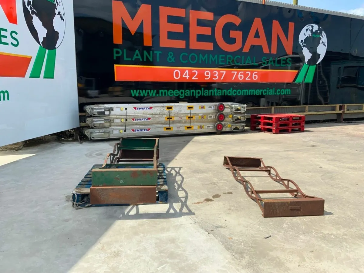 45gal BARREL DISPENSING / STORAGE STANDS. - Image 2