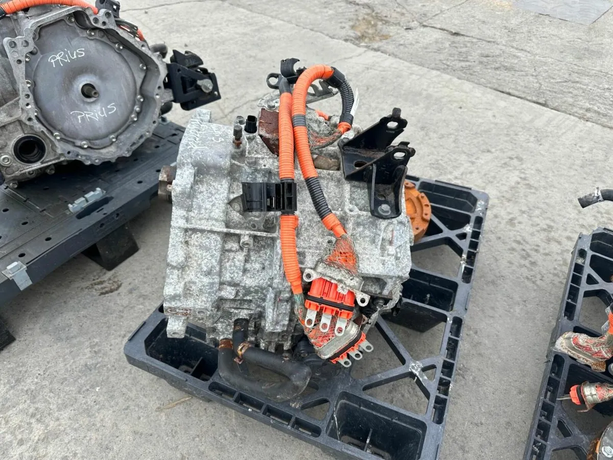 TOYOTA  AURIS OR PRIUS HYBRID GEARBOX - Image 4