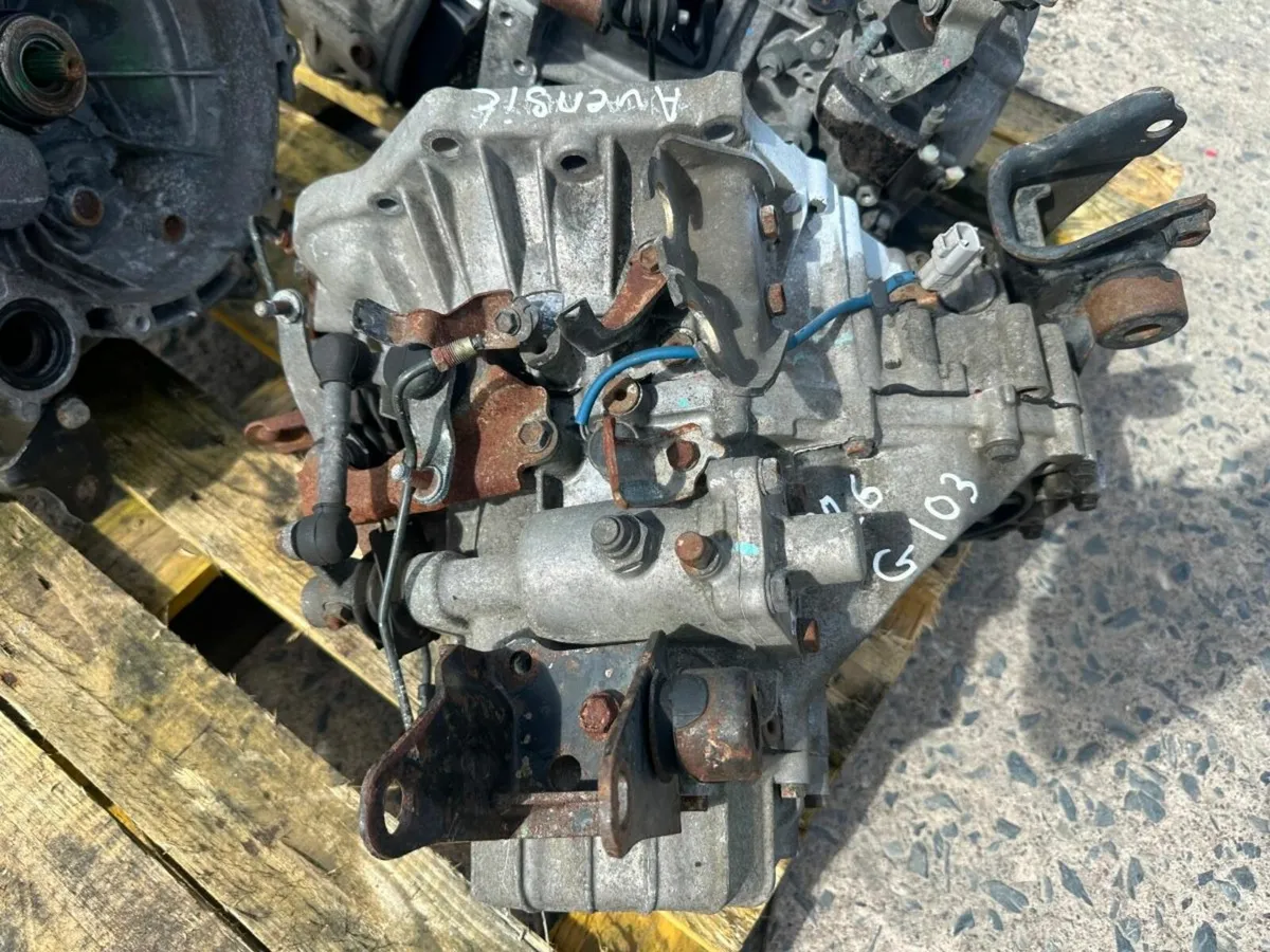 2001 TOYOTA AVENSIS GEARBOX...1.8 VVTI PETROL - Image 2