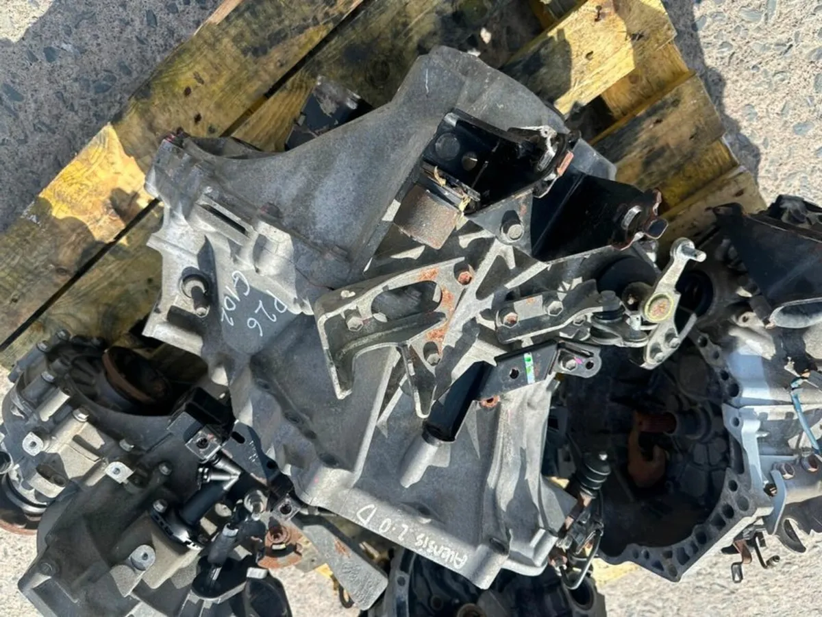 2015 TOYOTA AVENSIS 2.0 D GEARBOX.... P26 - Image 2