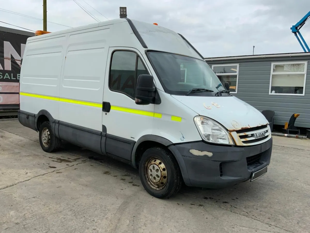 IVECO DAILY 70C18 PANEL VAN.....PARTS / SPARES. - Image 2