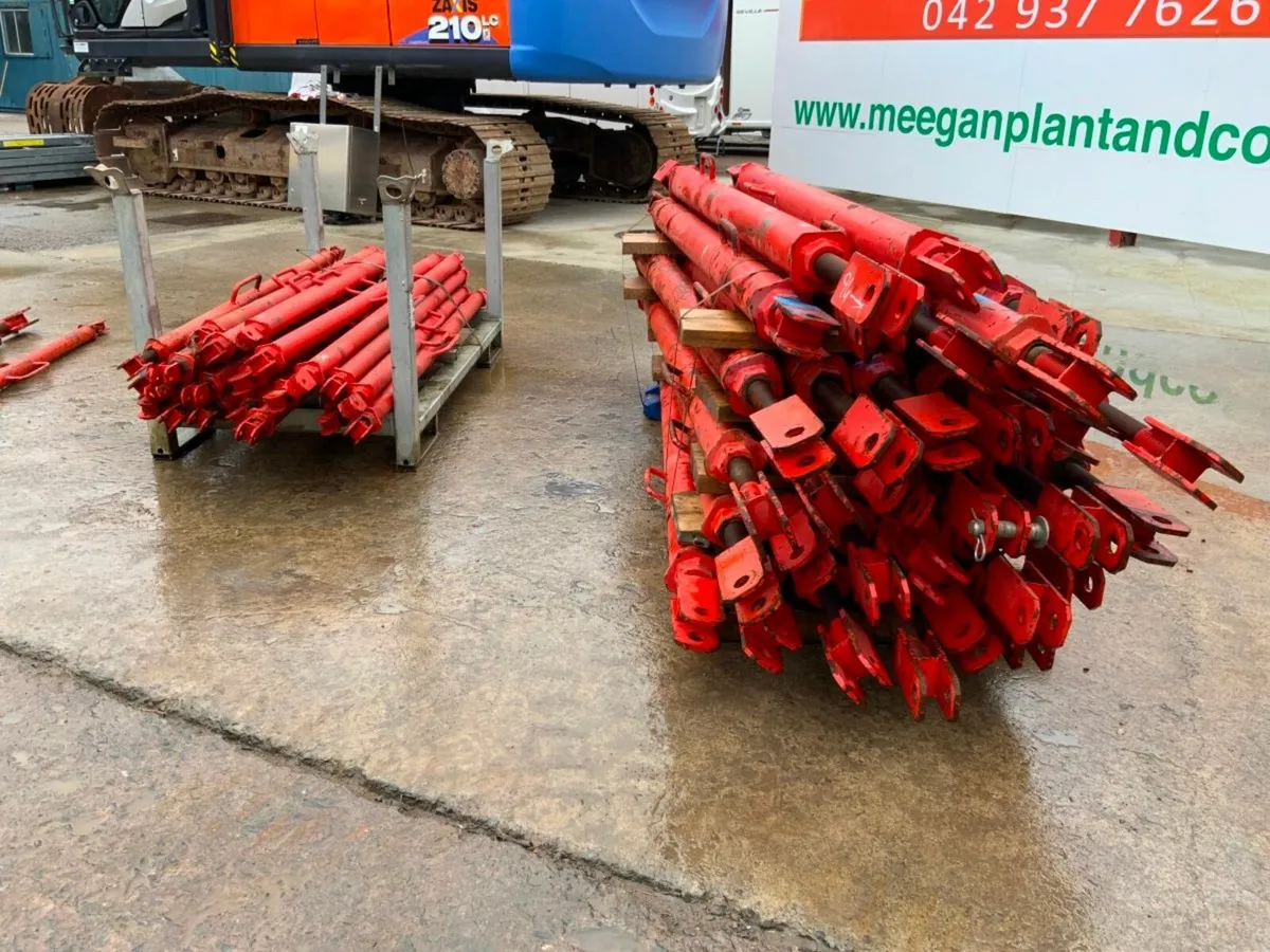 PUSH / PULL FORMWORK SUPPORTS PROPS..871/2. - Image 4