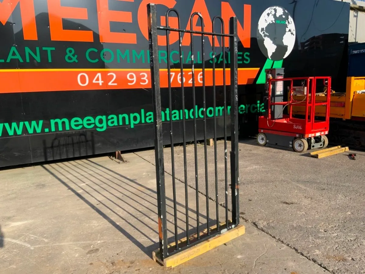 900mm PEDESTRIAN SIDE ENTRANCE GATE......900. - Image 3