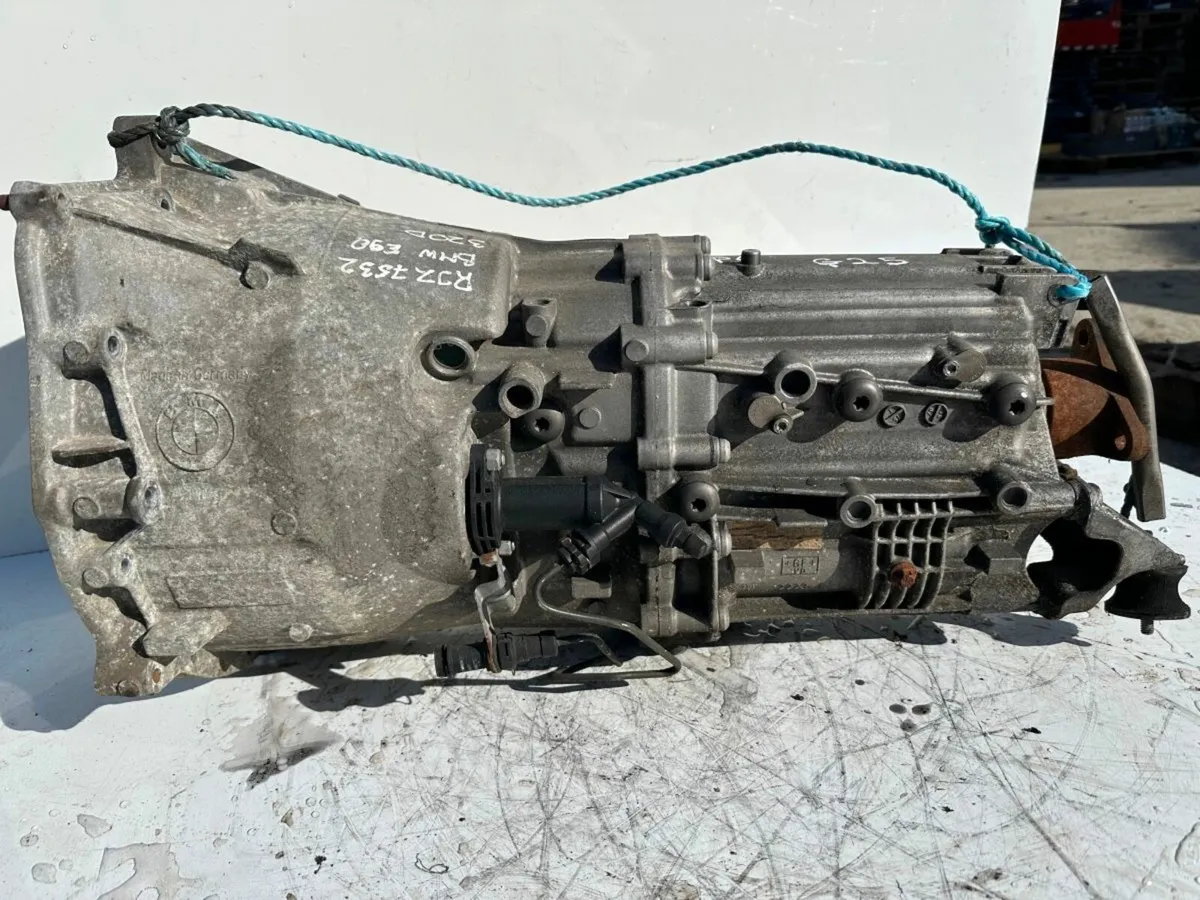 E90 BMW 320D MANUAL GEARBOX......P6G25 - Image 3